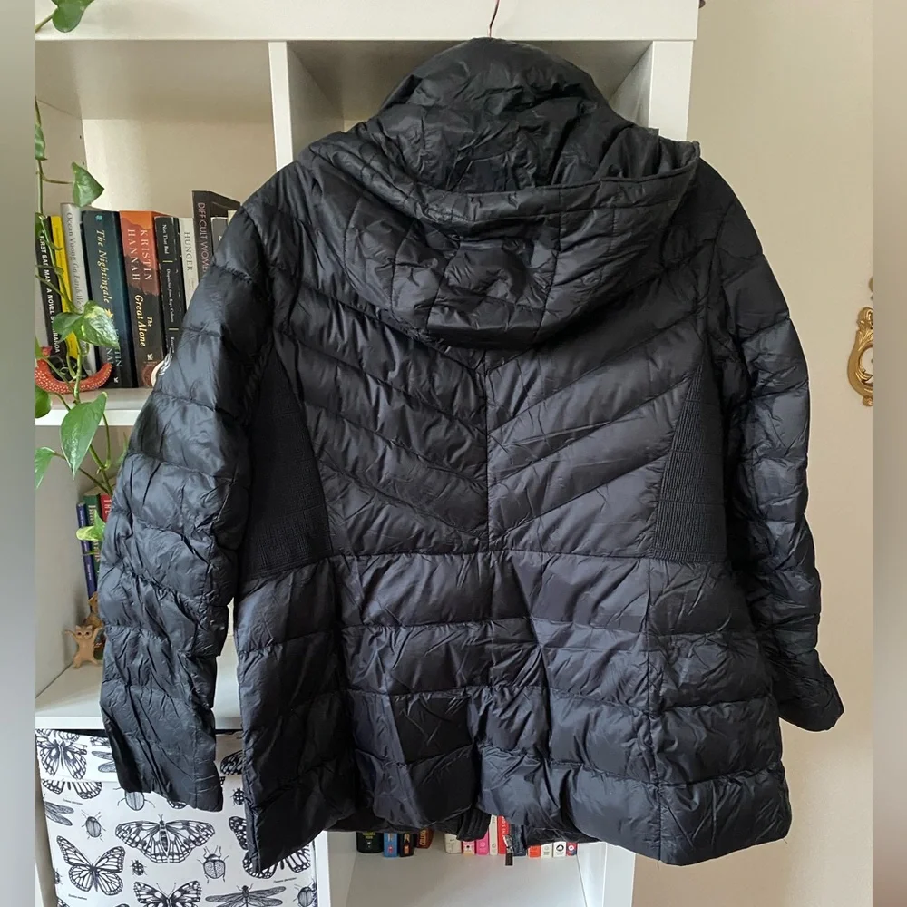 Michael Kors Packable Down Puffer - Picture 4 of 4